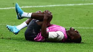 而受到批评 而受到批评